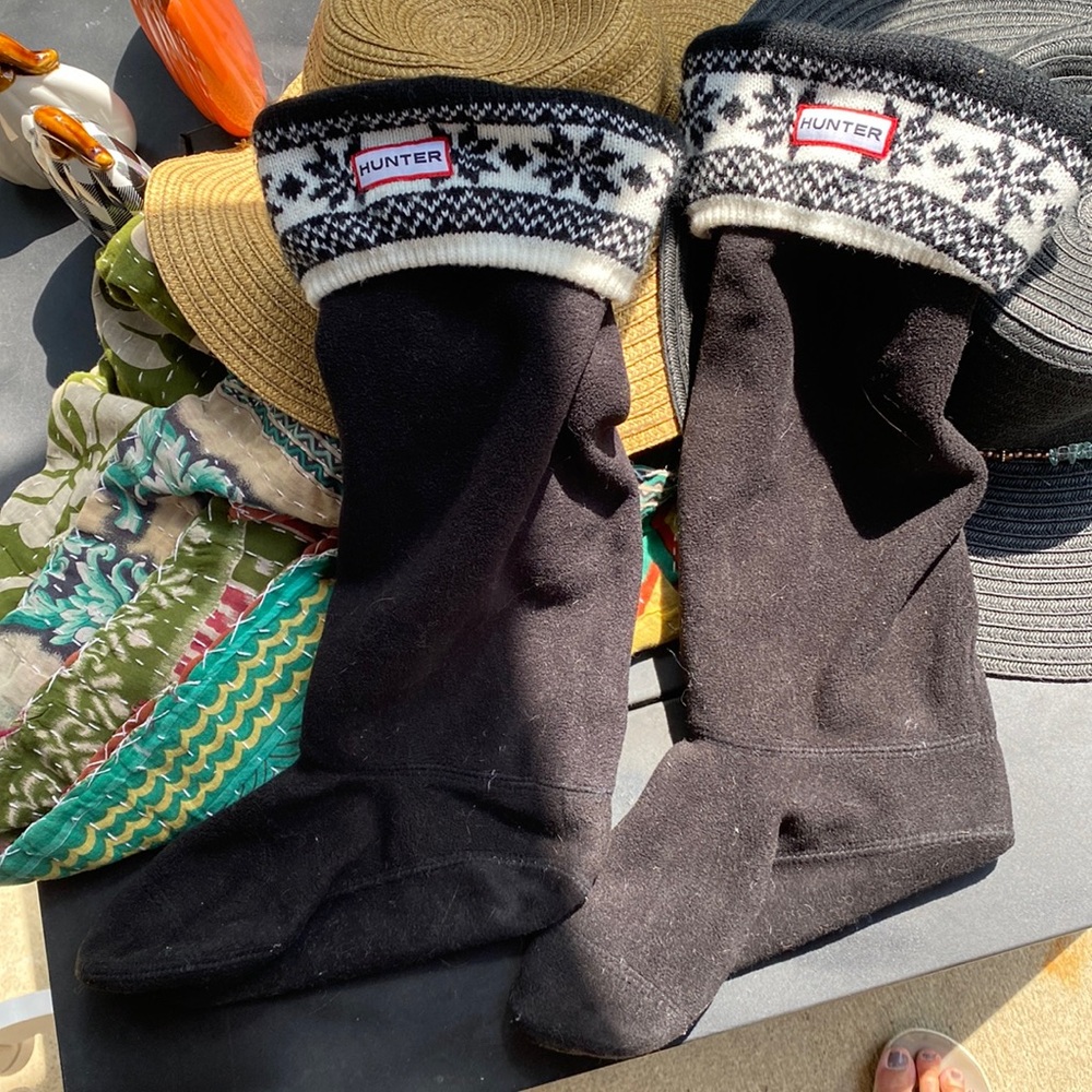 Hunter boots liners. So comfortable. Size 9